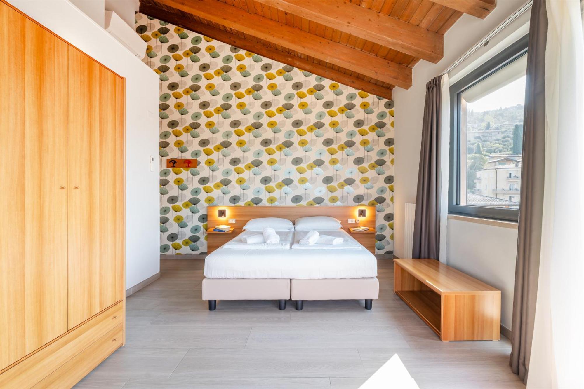 Hotel Al Castello Torri Del Benaco Ngoại thất bức ảnh